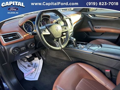 Used 2019 Maserati Ghibli S image 18