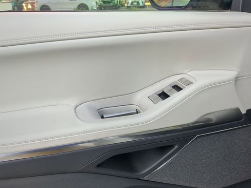 New 2025 Lincoln Navigator Reserve image 12