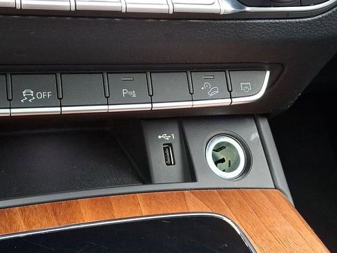 Used 2022 Audi Q5 2.0T Premium Plus w/ Premium Plus Package image 26