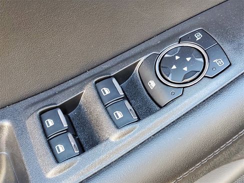 New 2024 Ford Edge SE w/ Black Appearance Package image 26