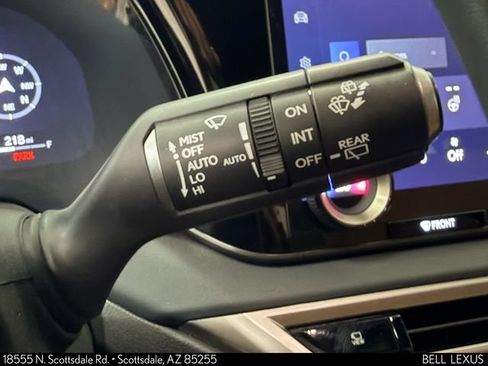 Used 2025 Lexus RX 350h AWD/4WD image 28