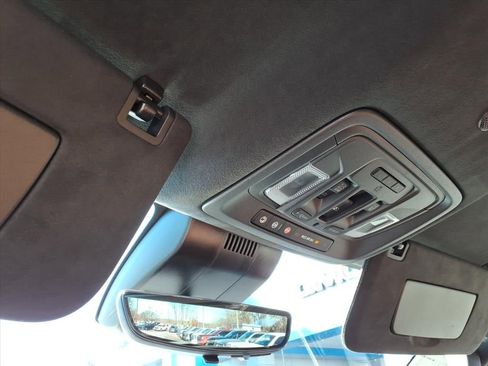 Used 2025 GMC Sierra 1500 Denali Ultimate image 30