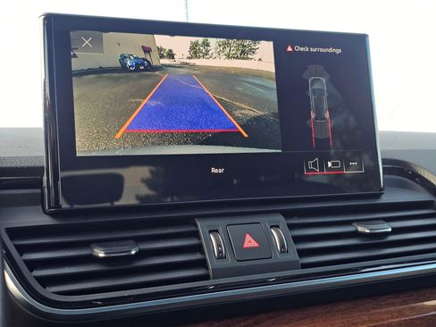 Used 2023 Audi Q5 2.0T Premium image 21