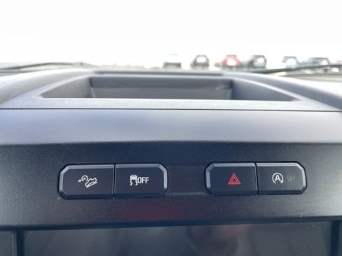 Used 2019 Ford F150 Lariat image 35