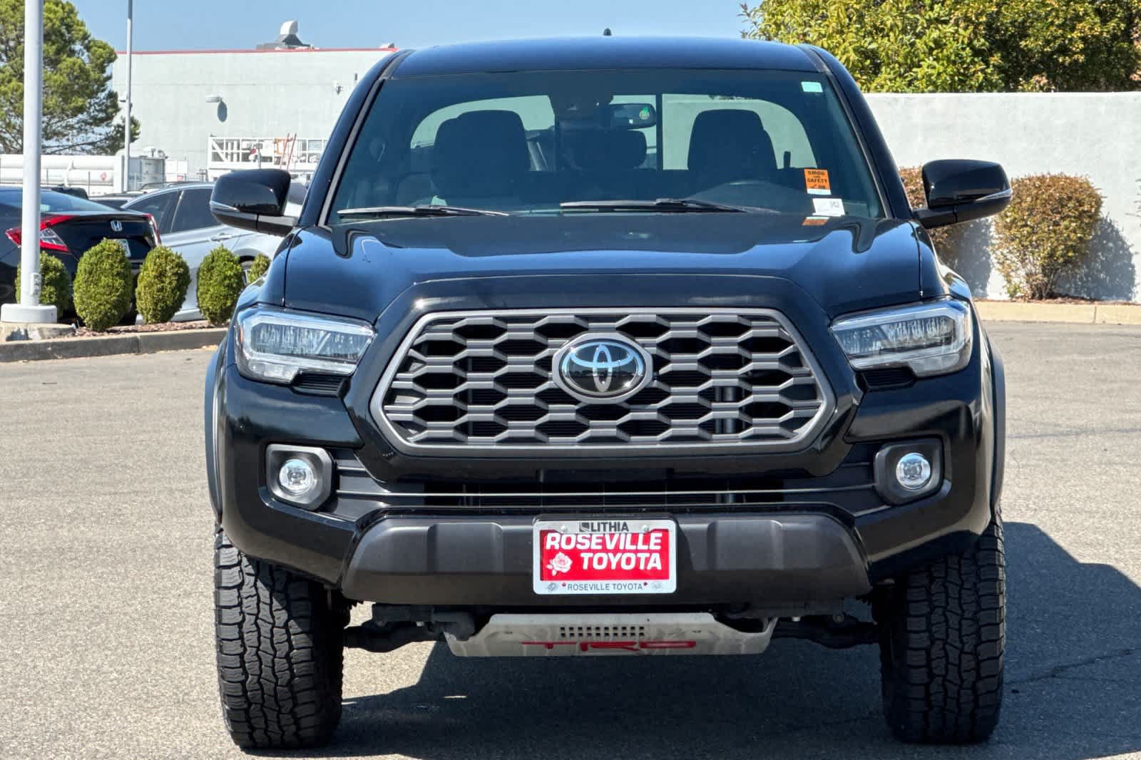 Certified 2023 Toyota Tacoma TRD Off-Road w/ Black Out Package (TMS) AWD/4WD image 10