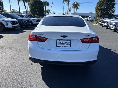 Used 2022 Chevrolet Malibu LS image 5