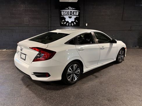 Used 2018 Honda Civic EX-T image 6