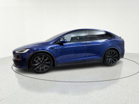 Used 2023 Tesla Model X image 4