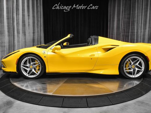Used 2023 Ferrari F8 Tributo RWD image 35