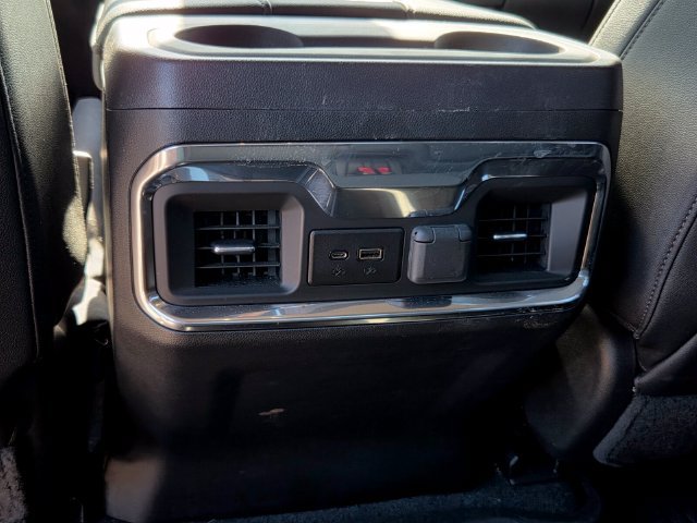 Used 2022 Chevrolet Silverado 1500 LTZ w/ LTZ Premium Package AWD/4WD image 13
