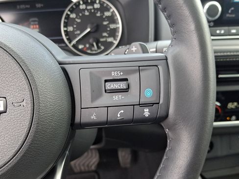 Certified 2024 Nissan Rogue SV w/ SV Premium Package image 22