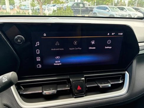 Certified 2025 Chevrolet TrailBlazer LT w/ Convenience Package FWD image 22