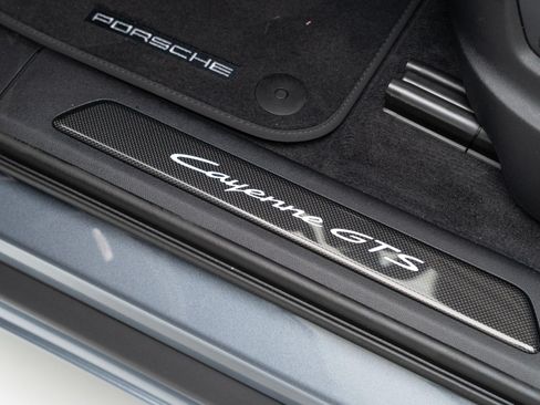 Certified 2026 Porsche Cayenne GTS AWD/4WD image 15