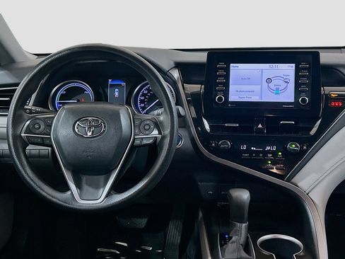 Used 2022 Toyota Camry LE FWD image 18