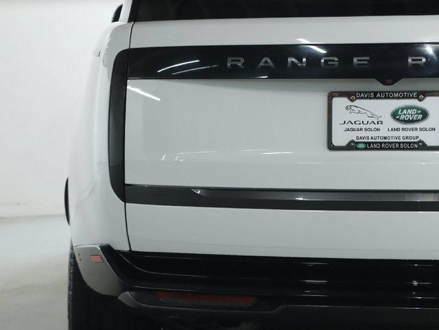 Certified 2023 Land Rover Range Rover SE AWD/4WD image 44