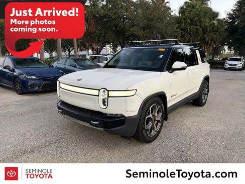 Used 2023 Rivian R1S Adventure AWD/4WD image 1
