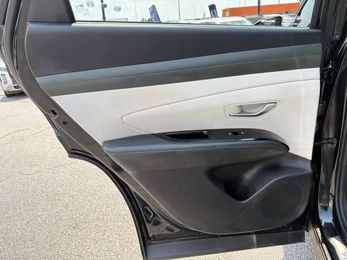 Used 2025 Hyundai Tucson Limited FWD image 22