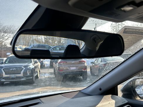 Used 2023 Toyota Camry LE image 27