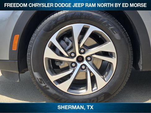 Used 2023 Buick Envision Essence FWD image 7