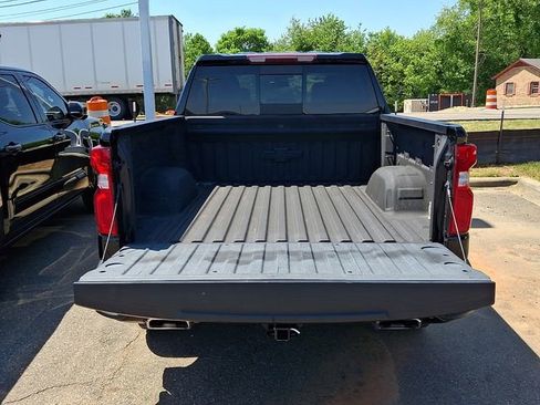 Used 2022 Chevrolet Silverado 1500 LT Trail Boss w/ LT Trail Boss Premium Package image 24