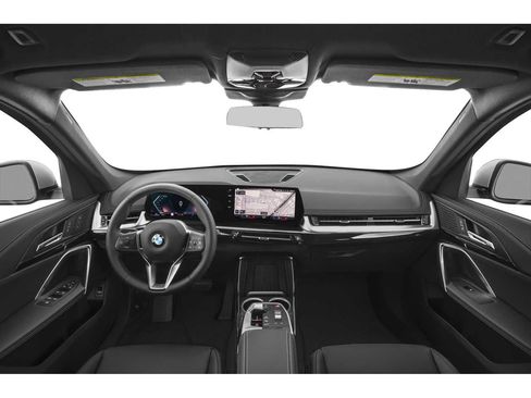 Used 2025 BMW X1 xDrive28i AWD/4WD image 5