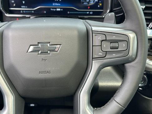 Used 2025 Chevrolet Silverado 1500 LT Trail Boss w/ Convenience Package II AWD/4WD image 27