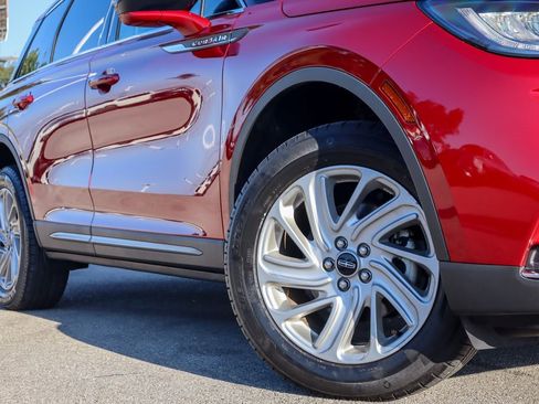 Used 2022 Lincoln Corsair FWD image 2