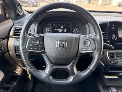 Used 2023 Honda Passport TrailSport image 19
