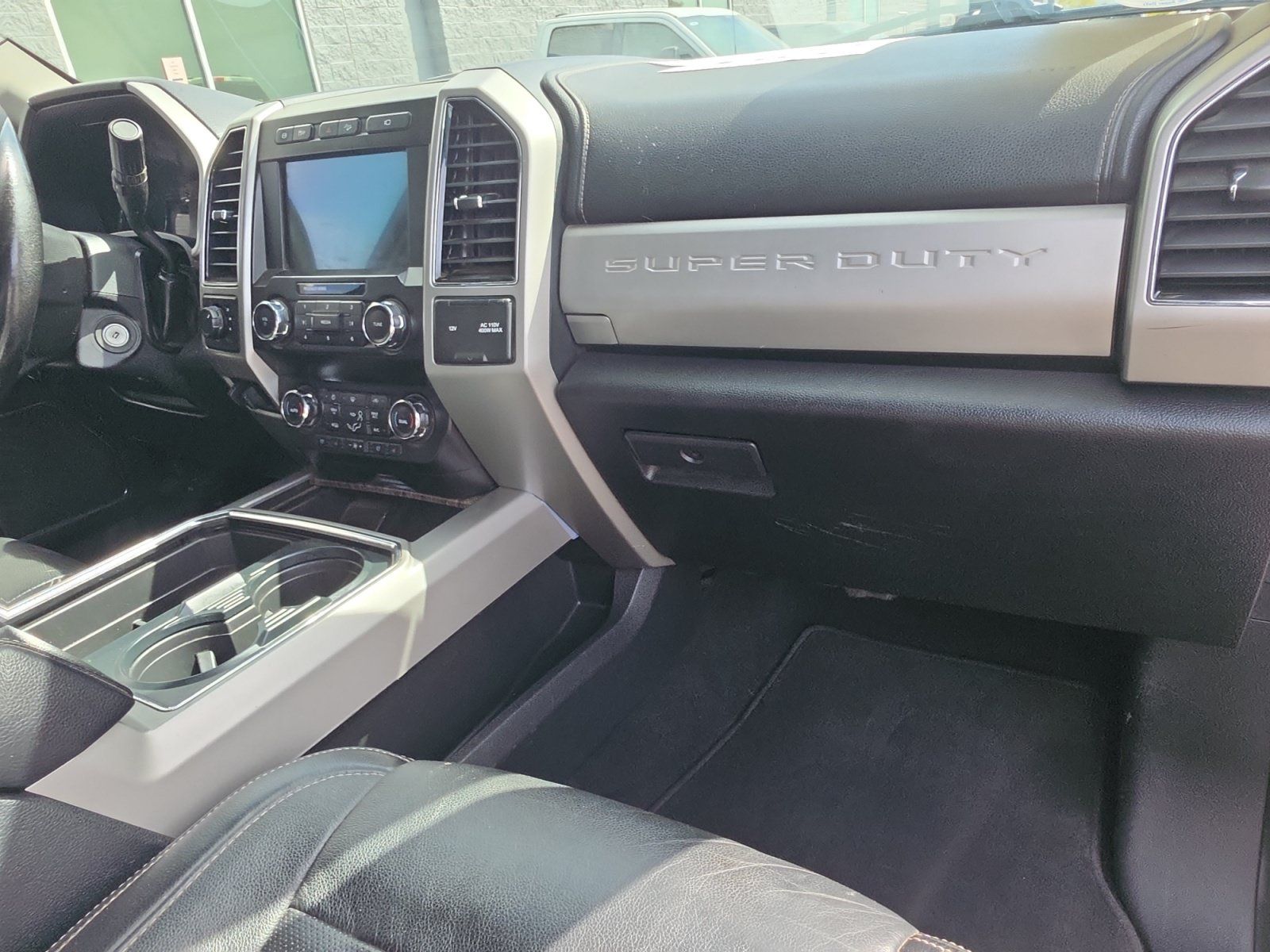 Used 2019 Ford F350 Lariat w/ Lariat Value Package AWD/4WD image 31