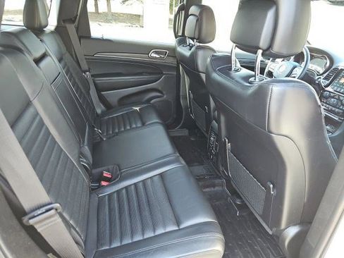 Used 2020 Jeep Grand Cherokee Limited X image 16