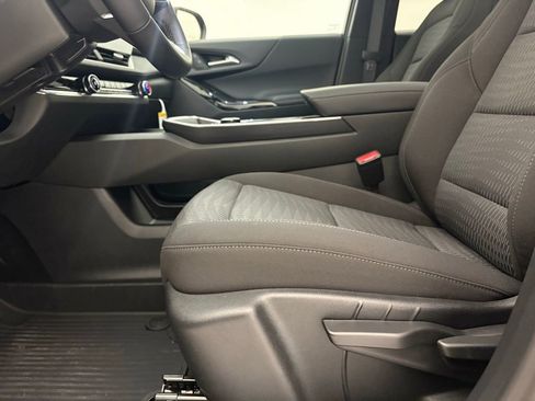 New 2026 Chevrolet Equinox LT FWD image 25