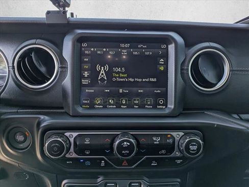 Used 2021 Jeep Wrangler Unlimited Sahara image 15