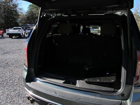 Used 2023 Chevrolet Tahoe High Country image 32