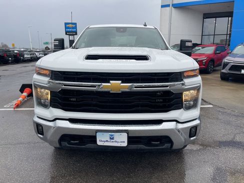 Certified 2025 Chevrolet Silverado 2500 LT w/ Convenience Package image 8
