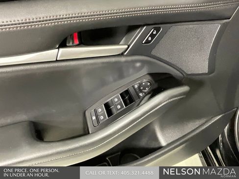 Certified 2025 MAZDA MAZDA3 s image 17