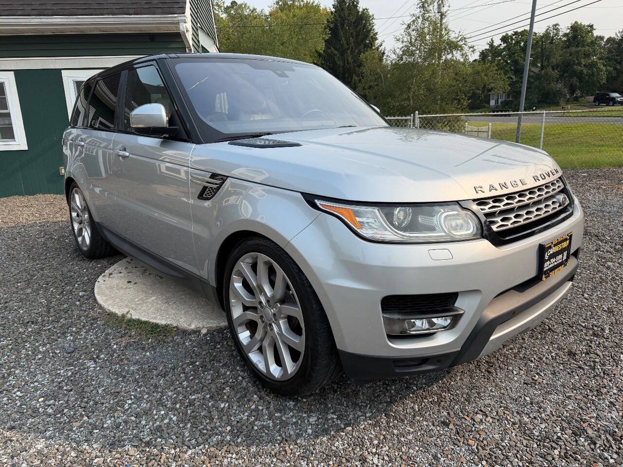 Used 2016 Land Rover Range Rover Sport HSE AWD/4WD image 2