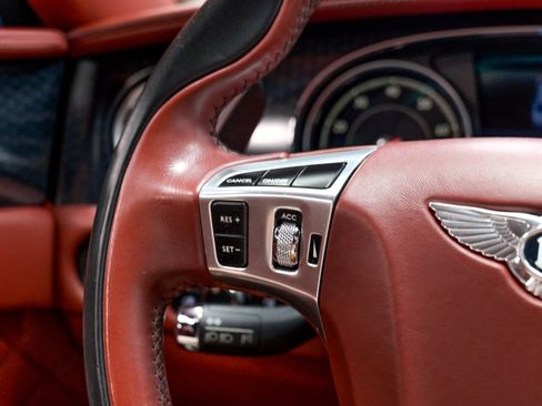 Used 2017 Bentley Flying Spur S W12 AWD/4WD image 78