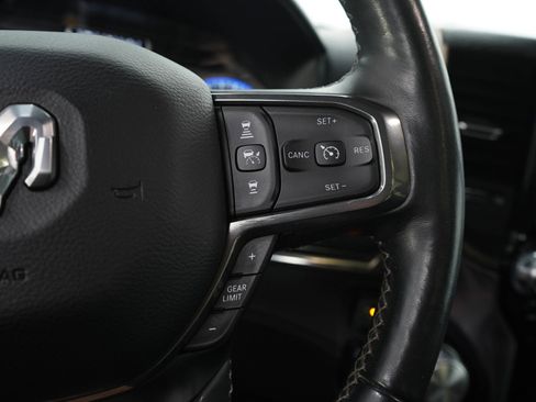 Used 2020 RAM 1500 Limited w/ Black Appearance Package AWD/4WD image 29