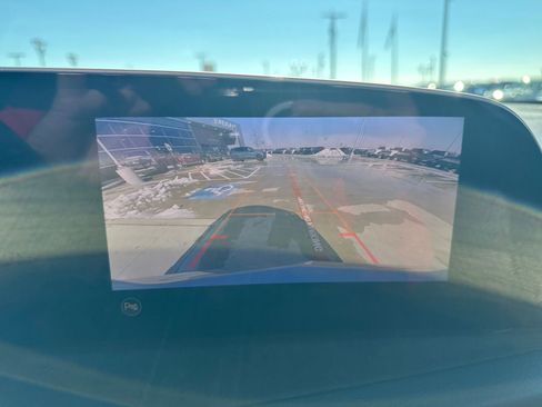 Used 2024 Cadillac XT4 Sport image 21