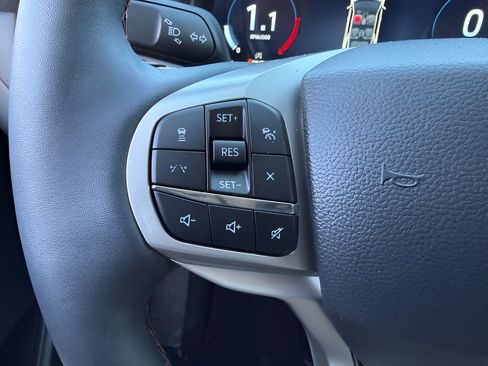New 2026 Ford Explorer Active w/ Active Comfort Package AWD/4WD image 19