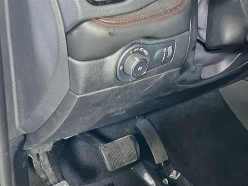 Used 2023 Dodge Durango R/T AWD/4WD image 10