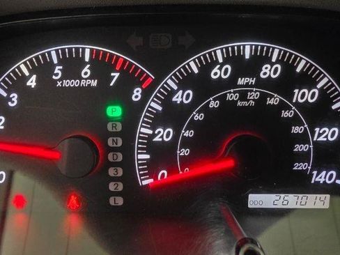 Used 2005 Toyota Camry FWD image 12