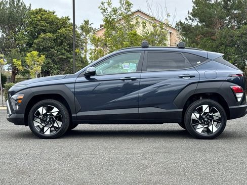 Used 2025 Hyundai Kona SEL AWD/4WD image 6