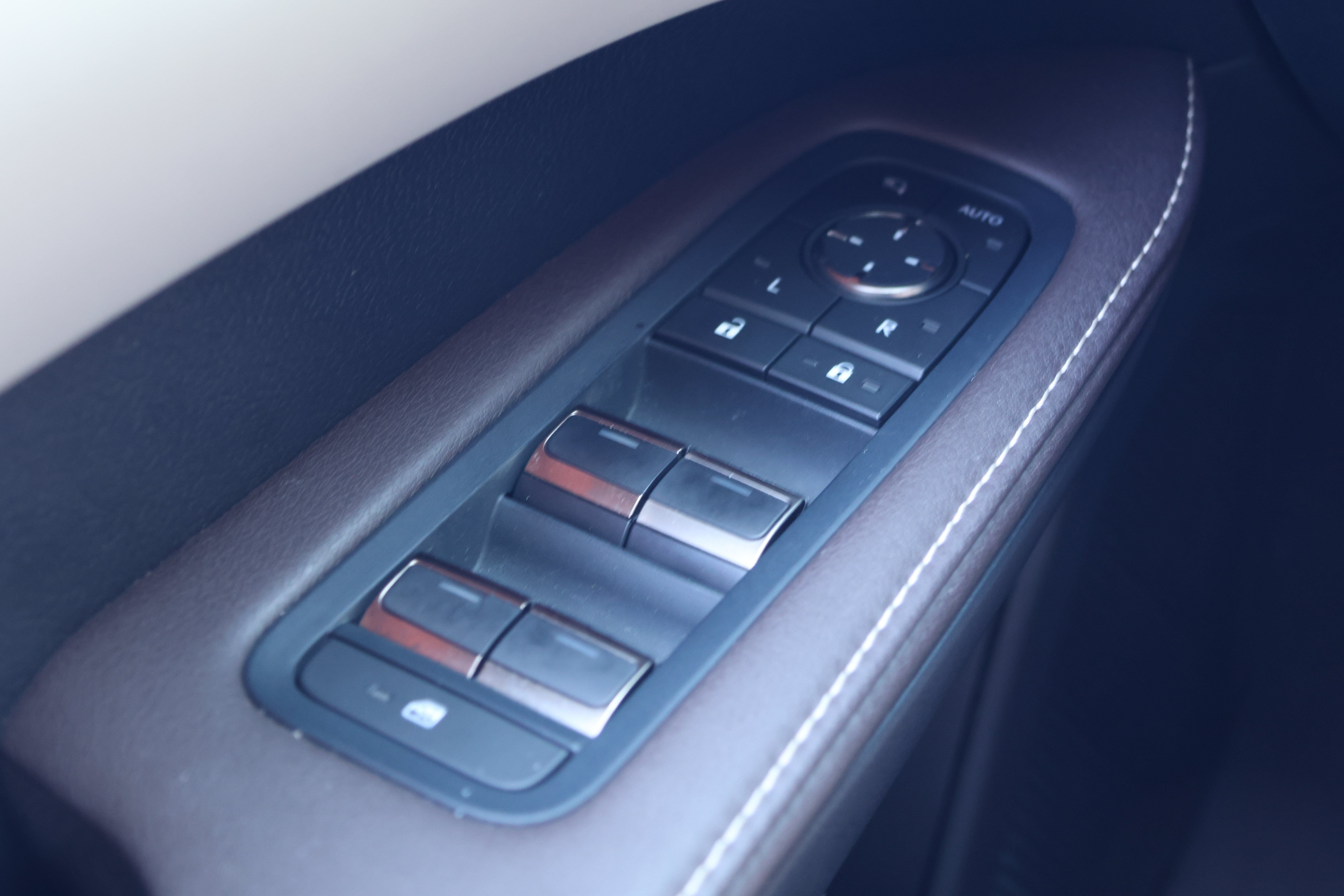 Used 2024 Lexus RX 350 Premium Plus w/ Convenience Package FWD image 13