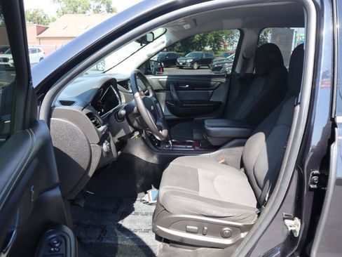 Used 2014 Chevrolet Traverse LT FWD image 19