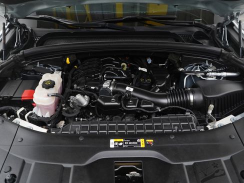 Used 2024 Jeep Grand Cherokee L Laredo image 29