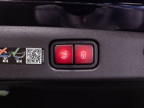 Certified 2025 Mercedes-Benz E 350 E 350 image 33