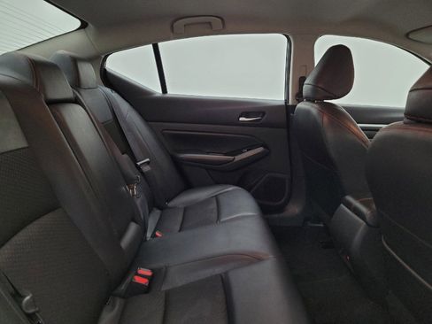 Used 2023 Nissan Altima 2.5 SR image 19