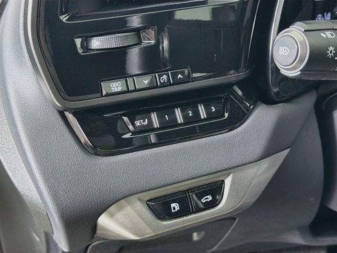 Used 2023 Lexus RX 350 Premium w/ Accessory Package (Z1) FWD image 10