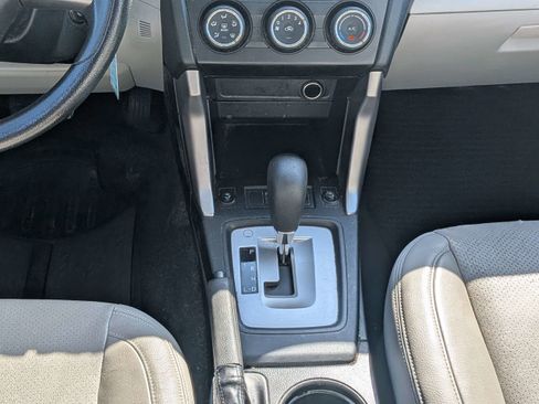 Used 2014 Subaru Forester 2.5i AWD/4WD image 18